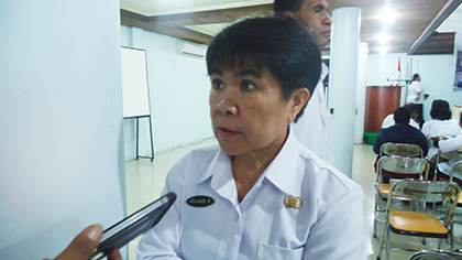 Sekretaris kesehatan Doktr YOLANDA (FOTO DAR)