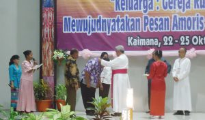 Uskup Mgr. Hilarion: ‘Wujudkan Sukacita Cinta dalam Keluarga’