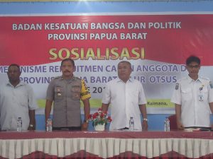 Pembukaan sosialisasi mekanisme perekrutan calon DPR jalur Otsus Wakapolres dan pemerntah daerah yang diwwakili oleh Thamid Hussein( Foto Dar)