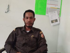 Komisioner Bawaslu Kabupaten Kaimana Bidang Pencegahan Hubungan Masyarakat dan Hubungan Antar Lembaga, Hasan Siwasiwan,SE