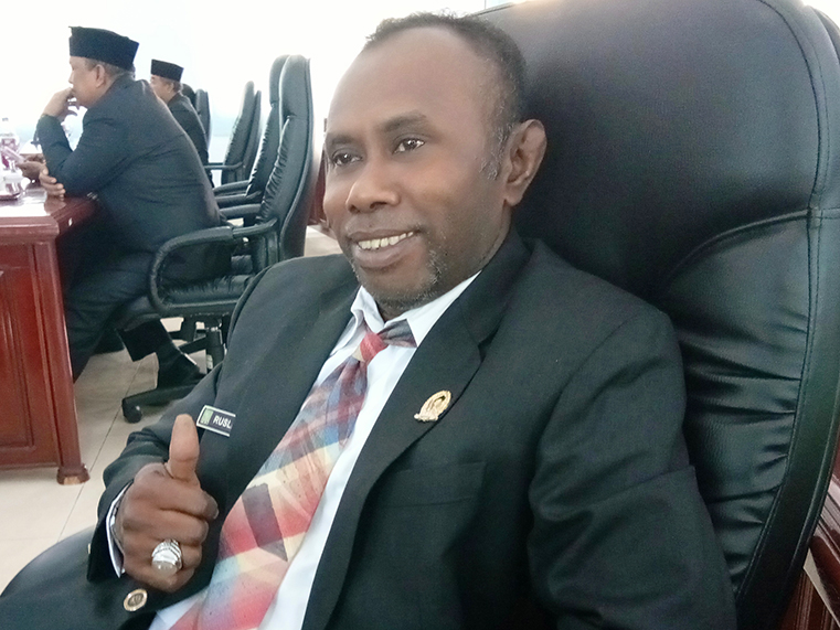 Anggota Komisi B DPRD Kaimana, Rusli Ufnia
