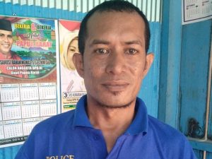 Ketua RT Pasar Baru Krooy Kaimana, Marzuki Umar
