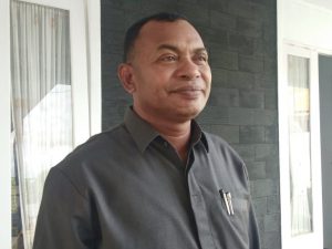 Anggota DPRD Kaimana, Zakeus Amirbay