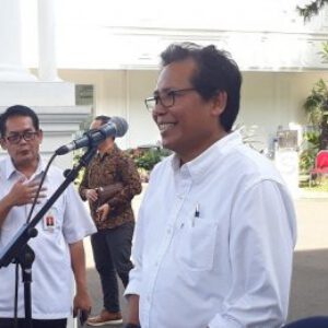 74009-komisaris-utama-pt-adhi-karya-fadjroel-rachman