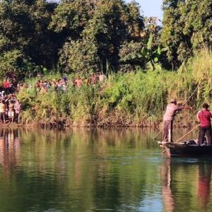 pesawat-latih-jatuh-di-sungai-cimanuk-indramayu-1-orang-hilang-zxs