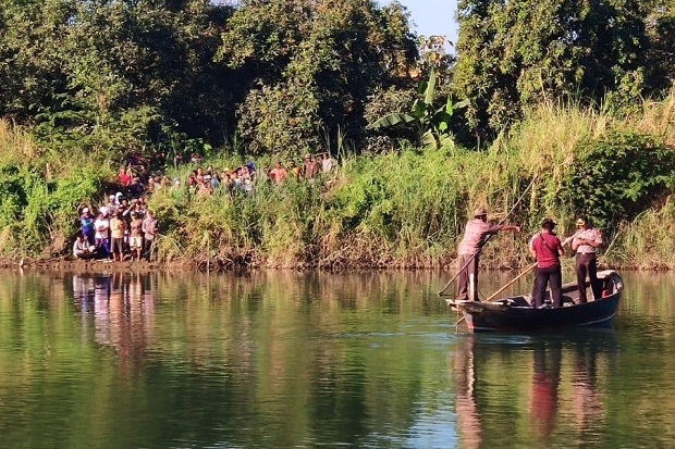 pesawat-latih-jatuh-di-sungai-cimanuk-indramayu-1-orang-hilang-zxs
