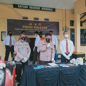 www.kabartriton.co.id
