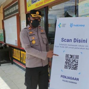Scan barcode untuk meningkatkan Partisipasi Vaksin di Polres Kaimana