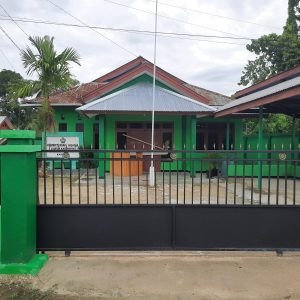 Kantor Kementerian Agama Kabupaten Kaimana yang masih dipalang warga Kaimana. (FOTO: REN)