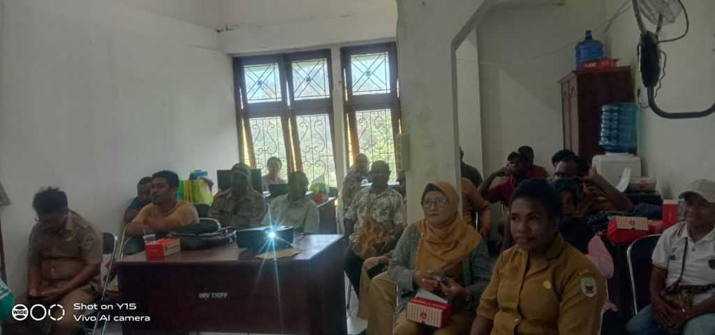 Tim Hewan Kurban yang diberikan pembekalan oleh Dinas Pertanian dan Katahanan Pangan sebelum turun ke setiap Mesjid untuk mengecek kesehatan hewan Kurban.(FOTO: JRTC)