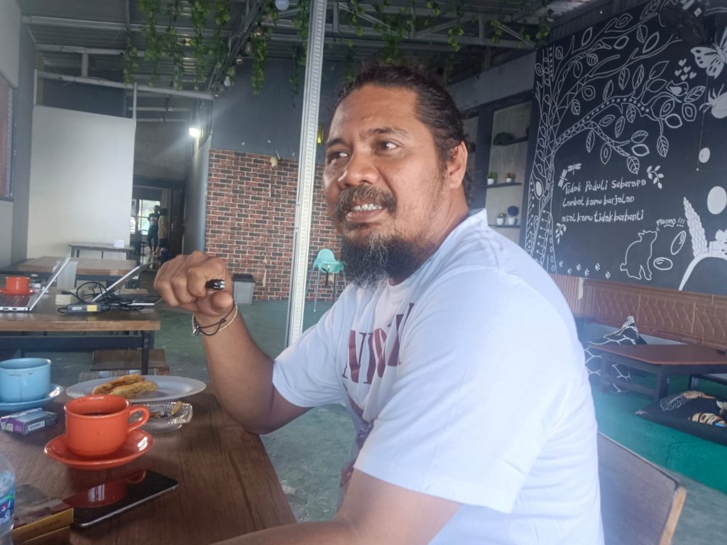 Ketua DPC Partai Gerindra Kabupaten Kaimana, Fazlurachman Gusalauw Ombaier. (FOTO: ARI)