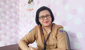 Kepala BKPSDM Kabupaten Kaimana, Ona Lawalata, SP, M.Si. (FOTO : ARI)