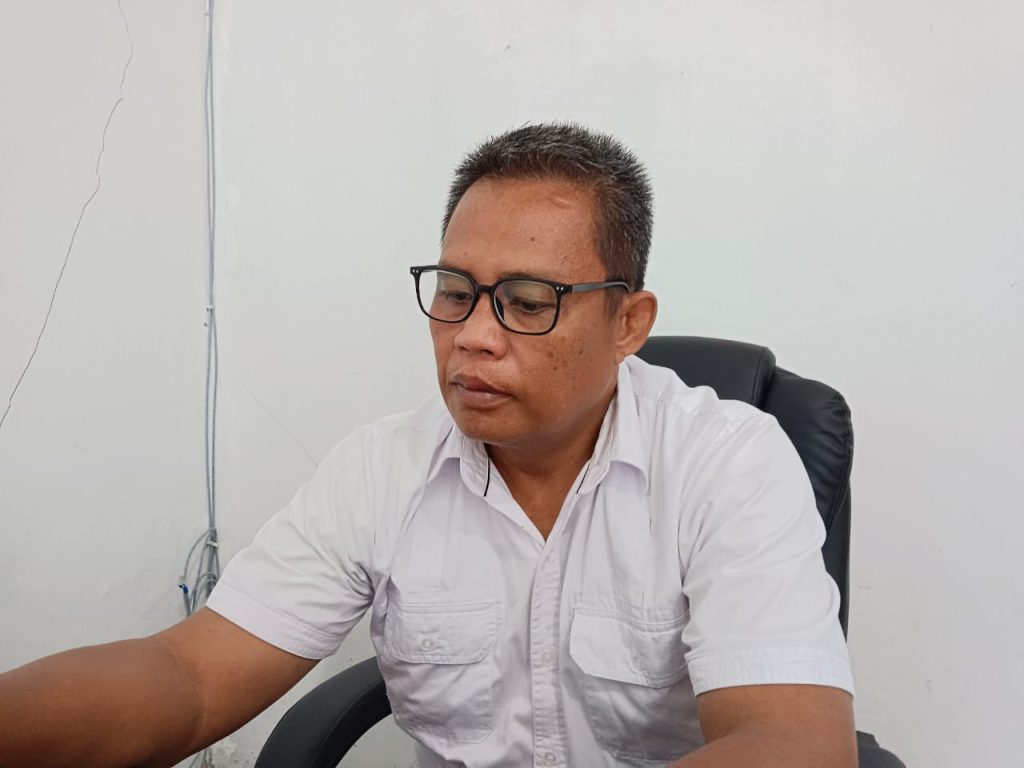 Kepala Dinas Perhubungan Kaimana, Drs. Daniel Irto Bato, M.Si. (FOTO: ARI)
