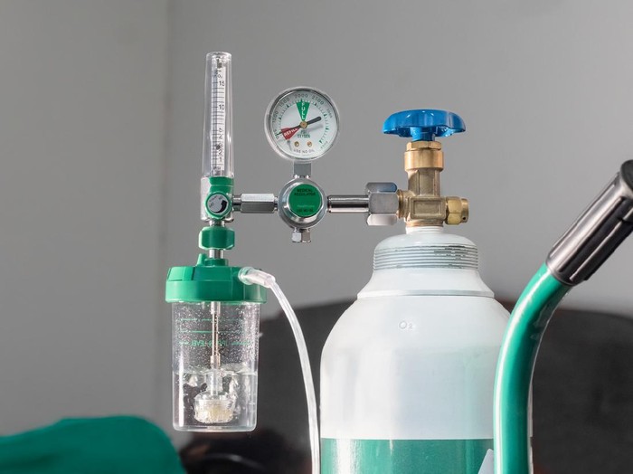 ilustrasi-tabung-oksigen_43