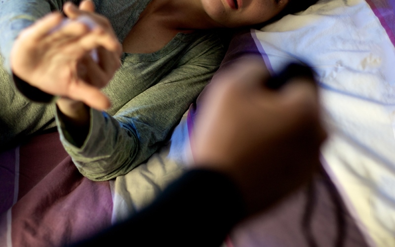 kasus-siswi-sma-yang-diperkosa-paman-dan-sepupu-terbongkar-oleh-sang-guru-8qk0SbCwLl