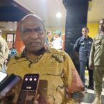 Wagub Lakotani Ingatkan Pemkab Kaimana ; Jangan Ciptakan Birokrasi yang Berbelit-Belit